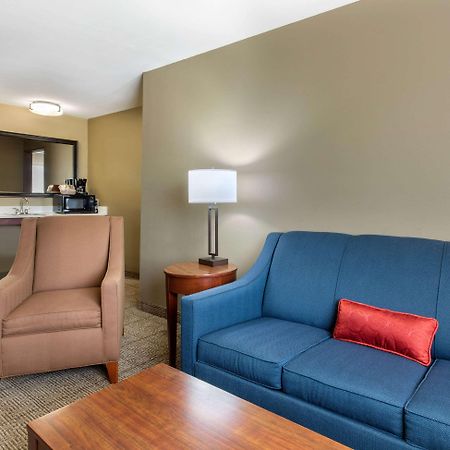 Comfort Inn & Suites McComb Buitenkant foto