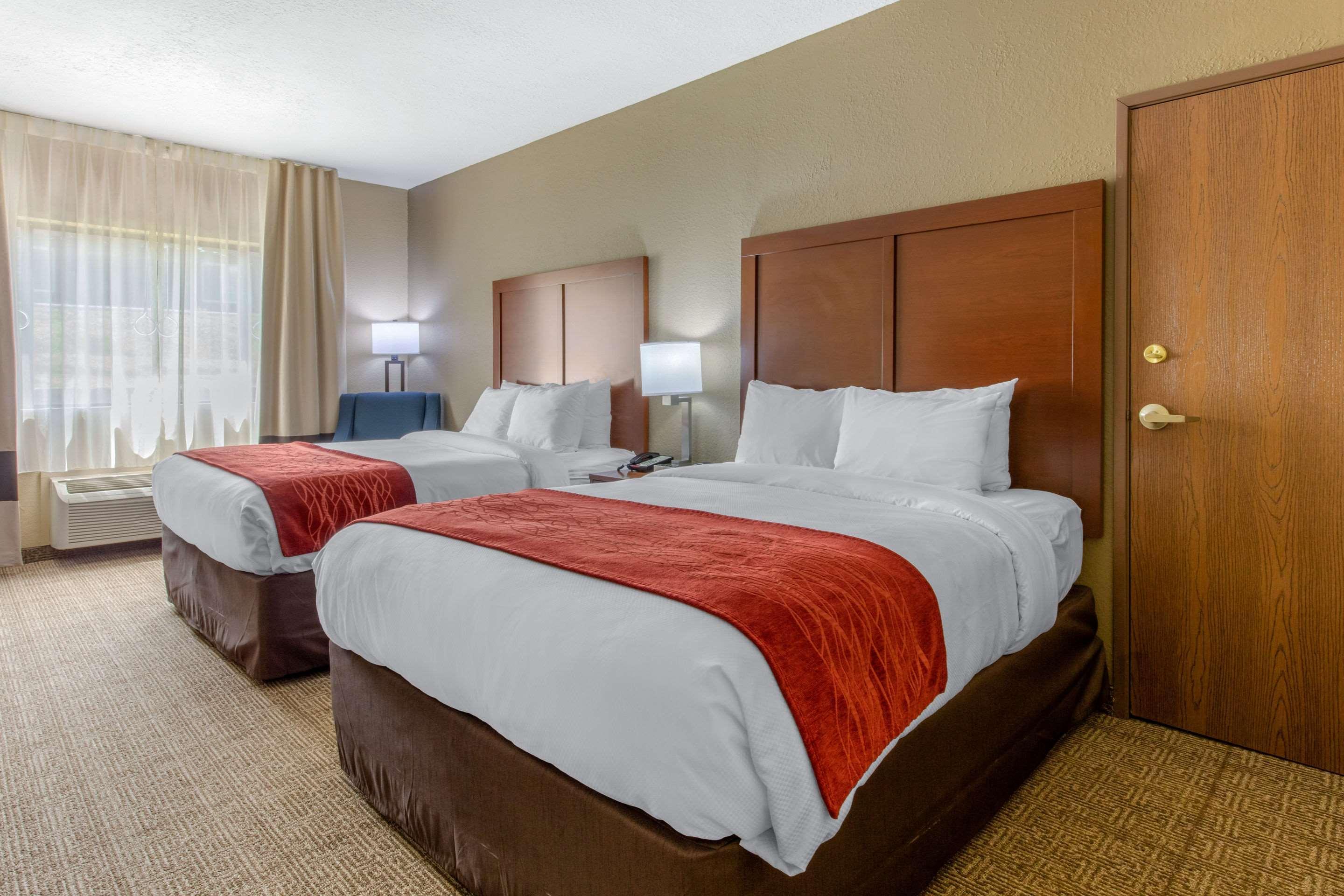 Comfort Inn & Suites McComb Buitenkant foto