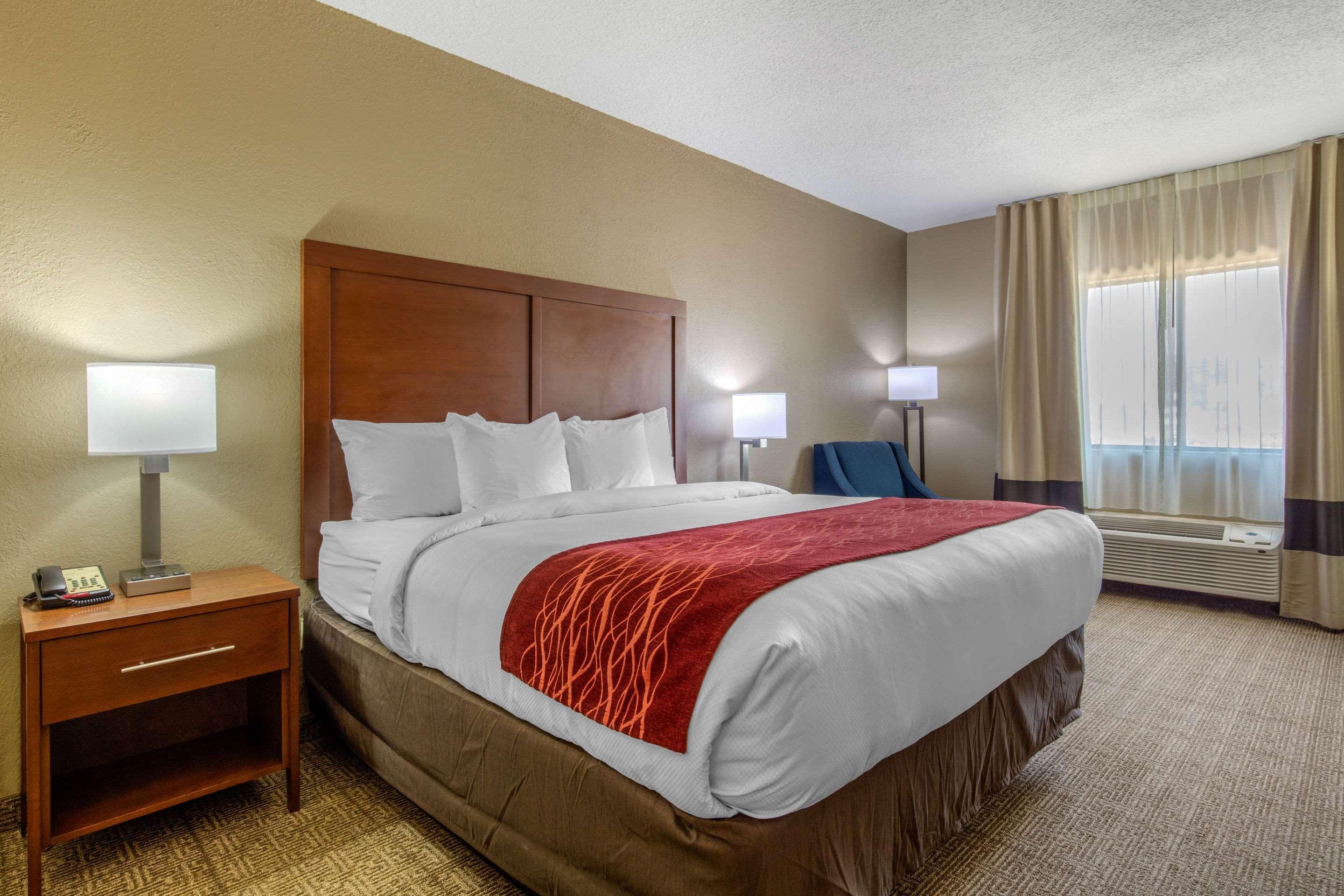 Comfort Inn & Suites McComb Buitenkant foto
