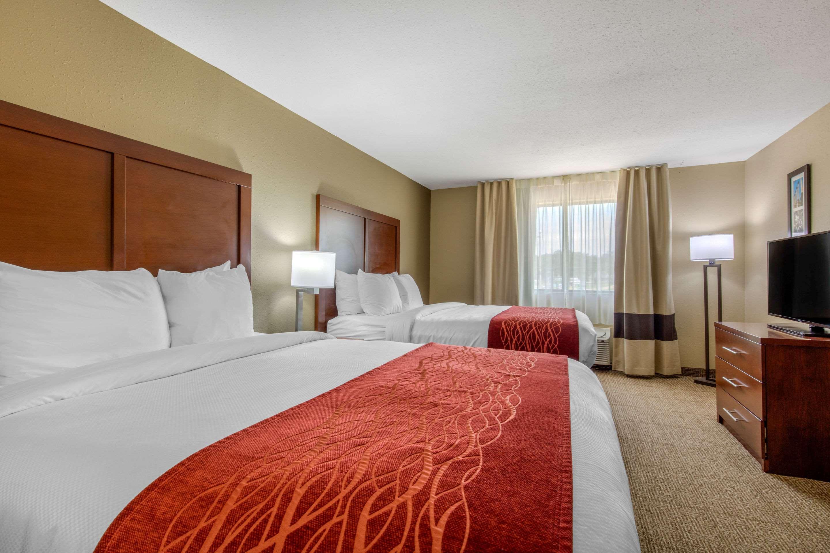 Comfort Inn & Suites McComb Buitenkant foto