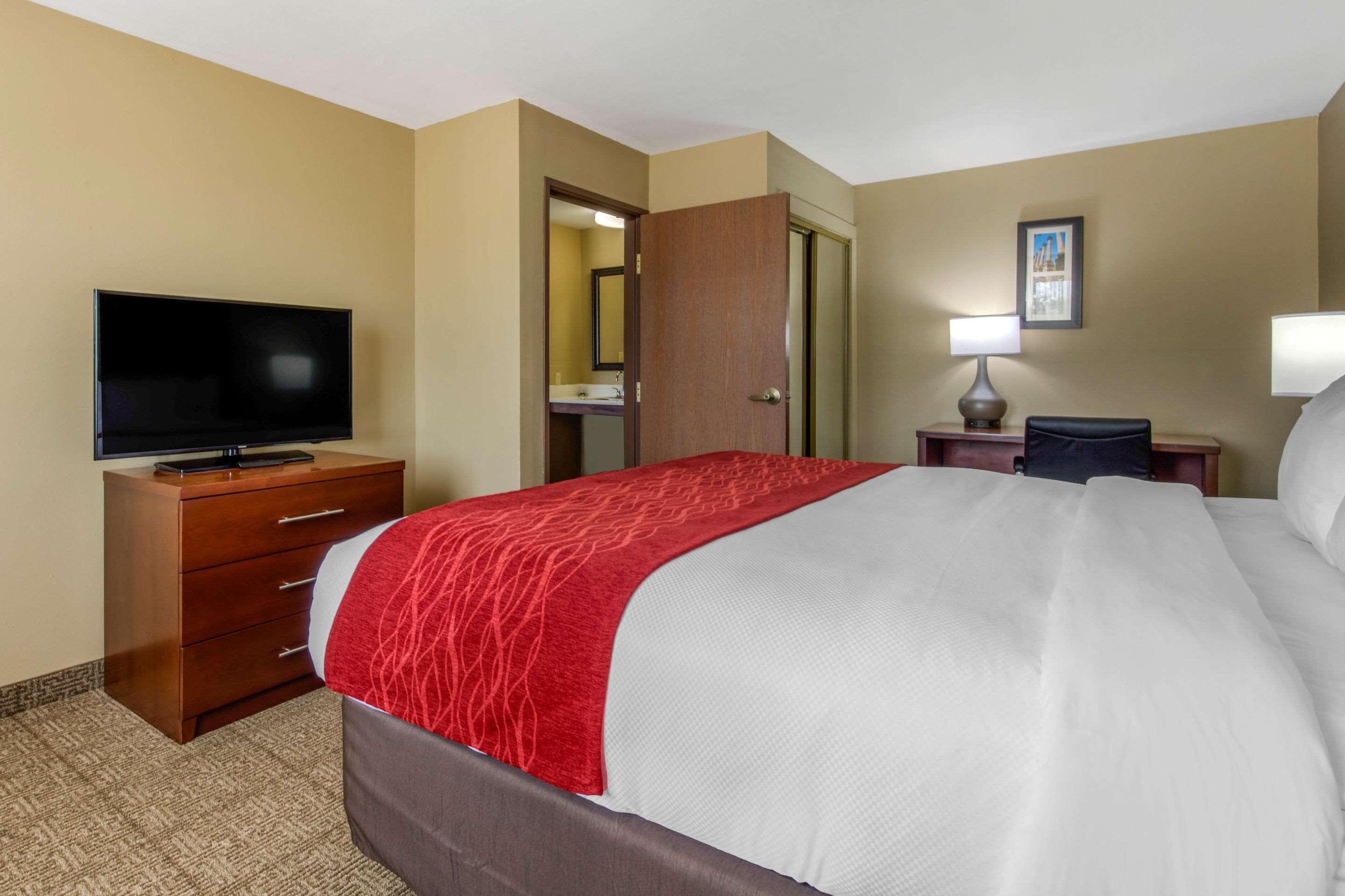 Comfort Inn & Suites McComb Buitenkant foto