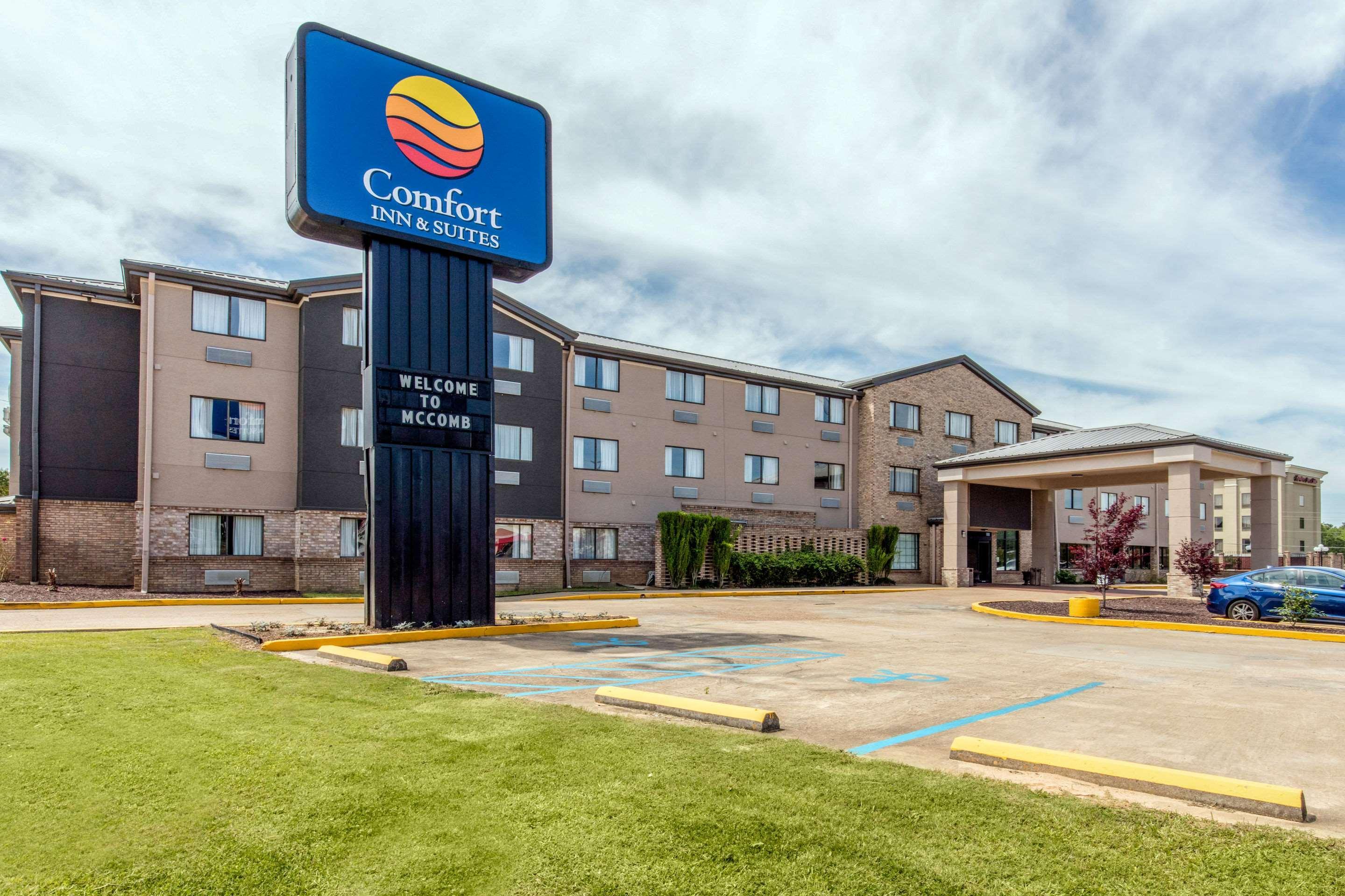 Comfort Inn & Suites McComb Buitenkant foto