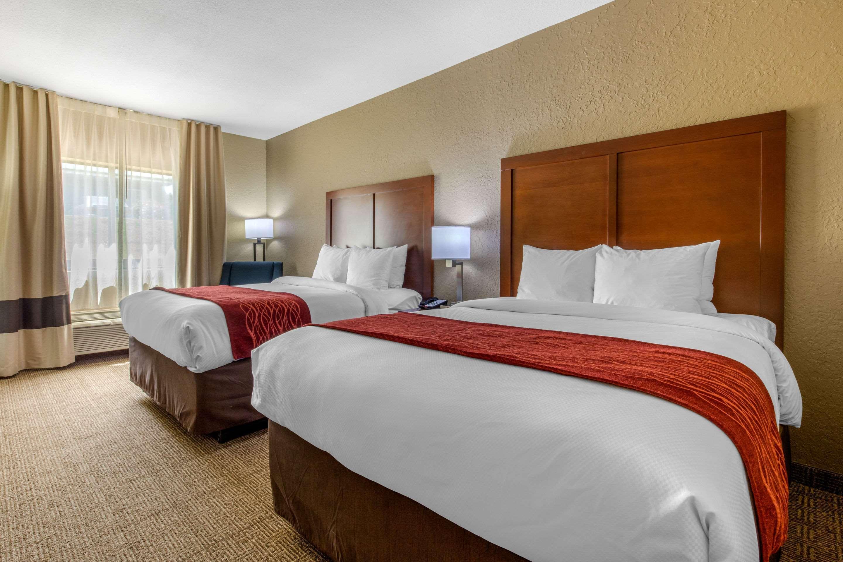 Comfort Inn & Suites McComb Buitenkant foto